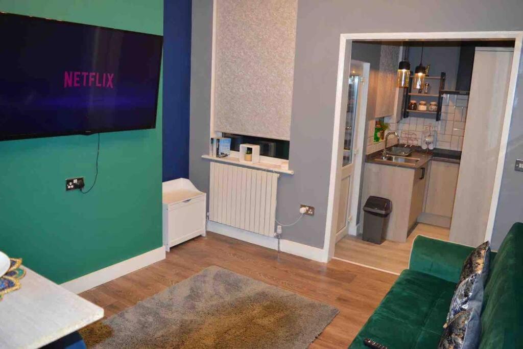 Unique 4 Bed House In Derby Perfect For Contractors And Families Villa Екстериор снимка